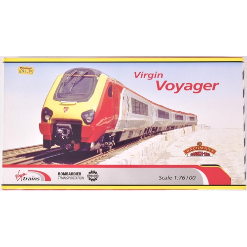 865 - Bachmann Virgin Voyager