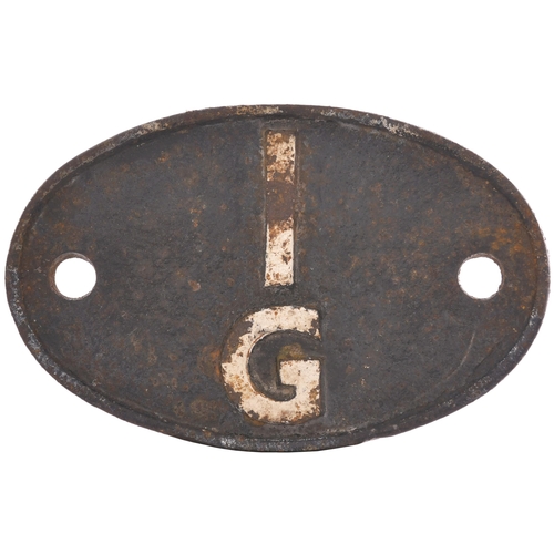 127 - A shedplate, 1G, Woodford Halse (September 1963-June 1965). Ex loco condition. (Postage Band: B)