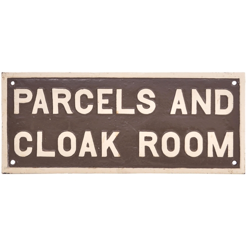 333 - A GWR doorplate, PARCELS AND CLOAK ROOM, cast iron, 19¼