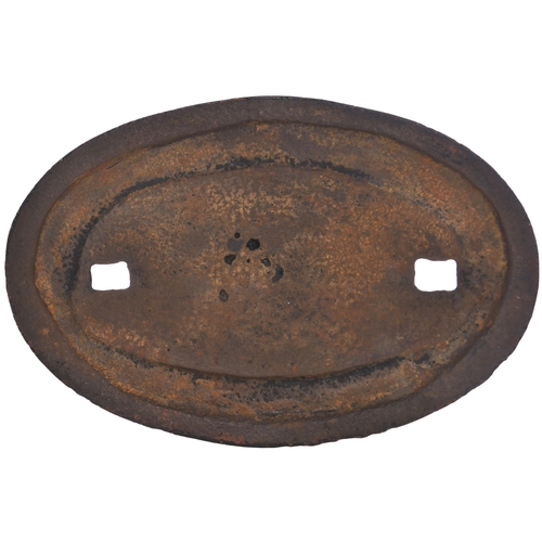 372 - A wagonplate, BIRMINGHAM WAGON COMPANY LIMITED, OWNERS & BUILDERS, 5653, cast iron, 13