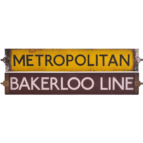 1008 - Underground cab destination plates, METROPOLITAN-DISTRICT, enamel, length 25