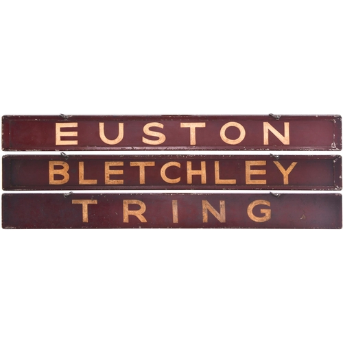 1021 - Small carriage boards, EUSTON, WATFORD, BLETCHLEY, NORTHAMPTON, TRING, BROAD STREET. Three double-si... 