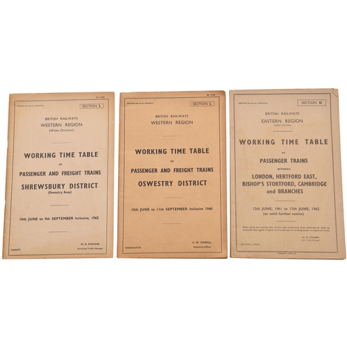 1052 - Working timetables, SR 1950, WR Oswestry 1960, ER London-Cambridge early 1960s, Appendices, etc. (19... 