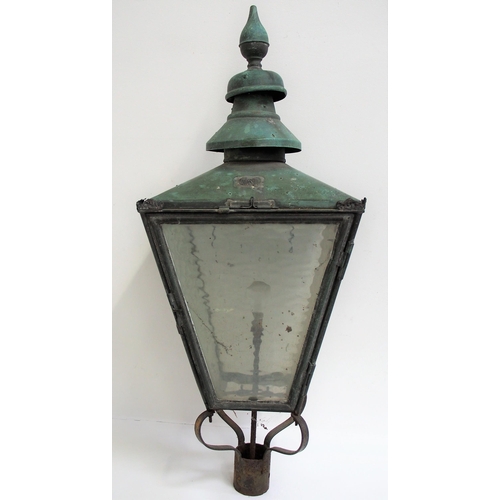 Square cased street lamp with frog manufactured by Wm Edgar & Sons Hammersmith, overall good condition, has been re-glazed, 17" case with ears. (Dispatch by Mailboxes/Collect from Banbury Depot)