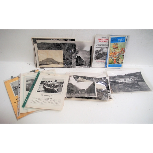 418 - Miscellaneous Welsh narrow gauge railway items - Ffestiniog Railway calendars - 1960/61/62/64/67/70,... 