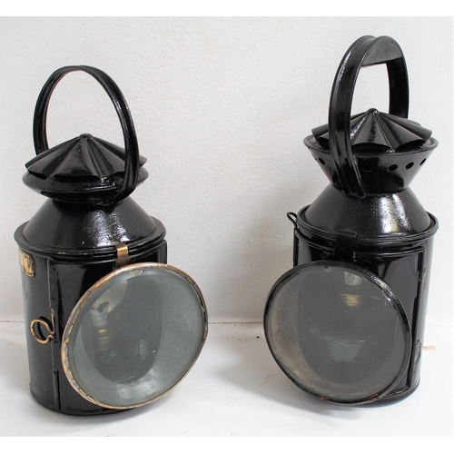 432 - London South Western Railway 3 aspect handlamp missing blue glass with brass plate, 3 aspect handlam... 