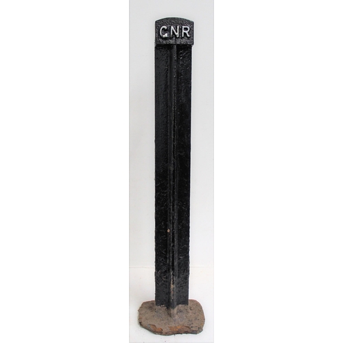 777 - Great Northern Railway C/I boundary post 35½