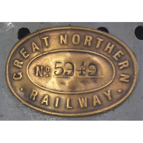 999 - GNR signal lamp case, SUTTON BRIDGE RELIEF, complete with interior and GNR number plate, repainted. ... 