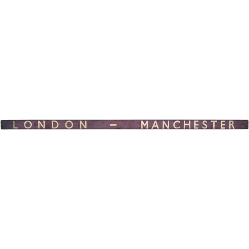 102 - Carriage board, LONDON - MANCHESTER, length 132