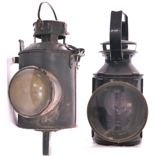 539 - GWR / BR(W) gate lamp, interior absent, also BR handlamp, complete, both in original condition. (2)