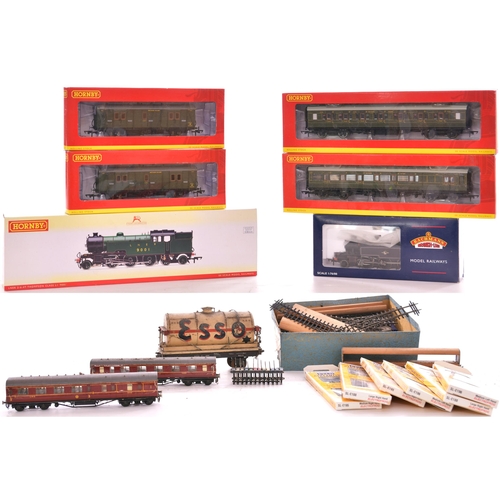 545 - Models, Hornby LI, Backmann Ivatt 41212, four boxed coaches, vans, Esso tanker, scratch/kit built ga... 