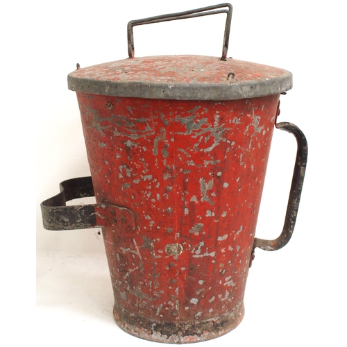 82 - British Railways (Western) embossed sand fire bucket & lid in good solid condition. (Dispatch by Mai... 