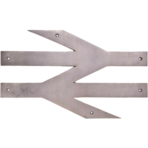 635 - BR double arrows emblem, alloy, 27½