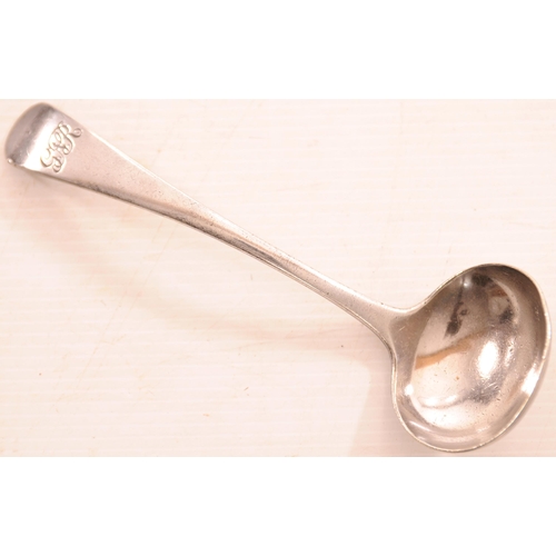 672 - GNR sauce ladle, c 1904, length 7