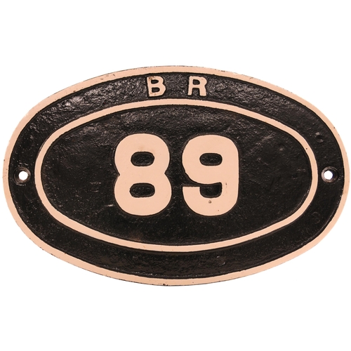 792 - Bridgeplates, BR 89, BR 93, cast iron, the fronts repainted. (2)