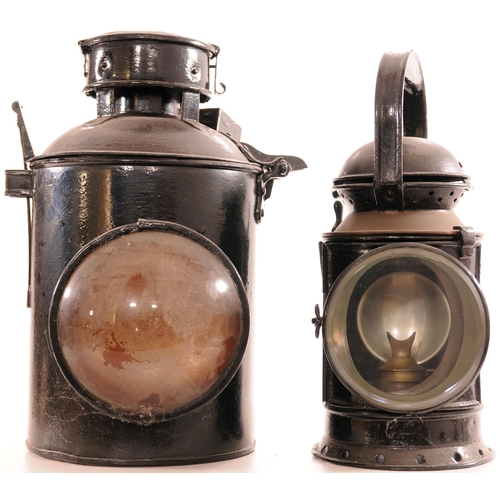 1102 - Handlamps, GWR type brass collar + GWR type signal lamp and interior, lacks front glass. (3)