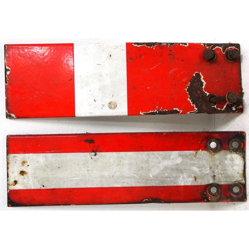 1106 - Ribbed 4' enamel signal blade (washed out colour), calling on enamel signal blade, subsidiary enamel... 