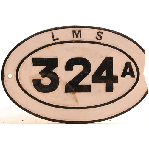 992 - Bridgeplates, GNR 164, repainted, LMS 324A, repainted, loss at right and portion of filler. (2)