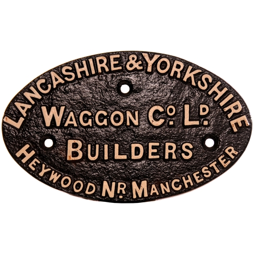 291 - A wagonplate, LANCASHIRE & YORKSHIRE WAGON CO LD, BUILDERS, HEYWOOD NEAR MANCHESTER, cast iron, 12