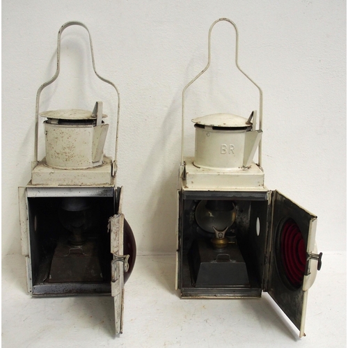 258 - British Railways train tail lamps, both complete & in good condition. (2) (Dispatch by Mailboxes/Col... 