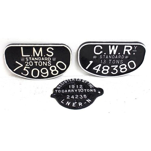 292 - Great Western Rly C/I D wagonplate 148380 13T, LMS 20T 750980, LNER-N registration plate 1912 24235 ... 