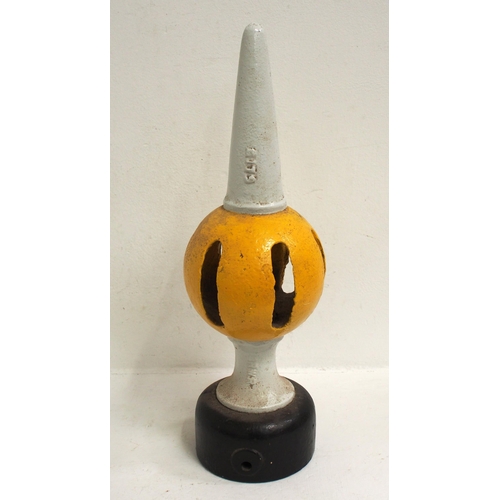 361 - British Railways (Western) C/I signal finial, 23