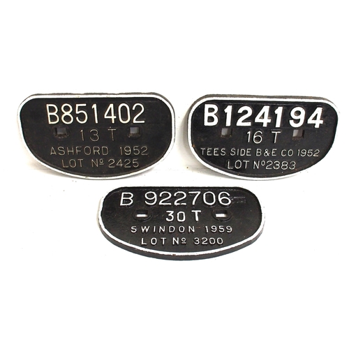 403 - British Railways C/I D wagonplates - B851402 13T Ashford 1952, B922706 30T Swindon 1959, B124194 16T... 