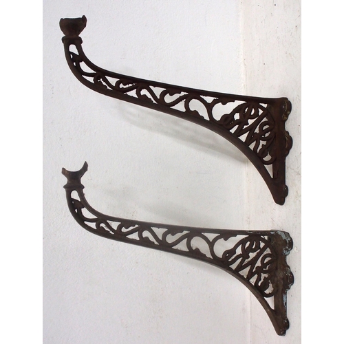 Great Western Railway carriage C/I luggage rack supports, intricate castings with the early entwined GWR monogram, these are the longer 12¾" pattern, original condition. (2) (Dispatch by Mailboxes/Collect from Banbury Depot)
