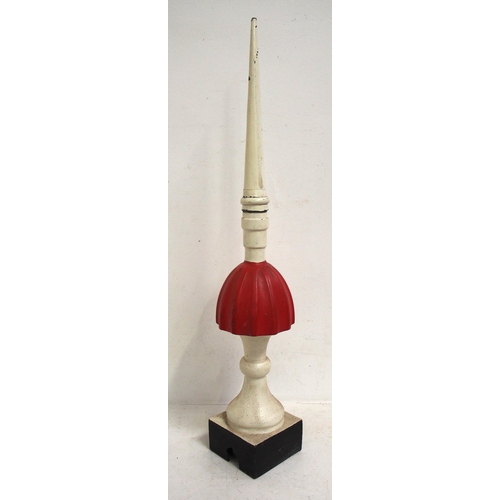 553 - McKenzie & Holland large signal finial, complete, stands 43