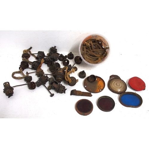 579 - Quantity of lamp spares, mostly GWR/BR(W) signal lamp wick assemblies, also quantity of wicks etc - ... 