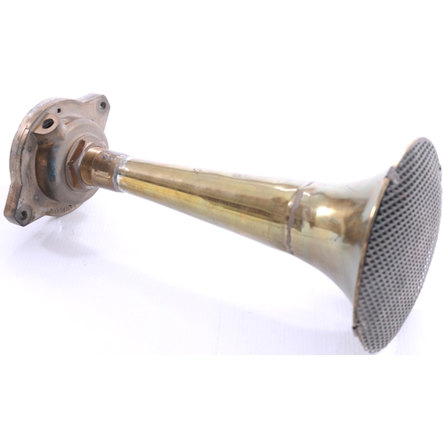 1048 - Air horn from a Hymek diesel hydraulic D7089, brass, height 14