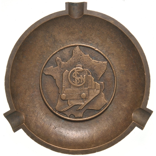 1132 - SNCF ashtray, art deco, bronze, featuring 141R Class loco, map of France and company roundel, 4