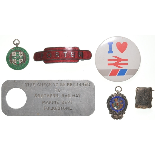 1190 - Badges, GWR Look Out armband, SR Folkstone Marine Dept Porters check, BR(M) Porter totem badge (Gaun... 