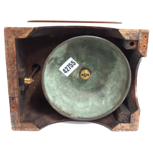 639 - Great Northern Railway non tapper bell, good condition & complete except for one upper case side scr... 