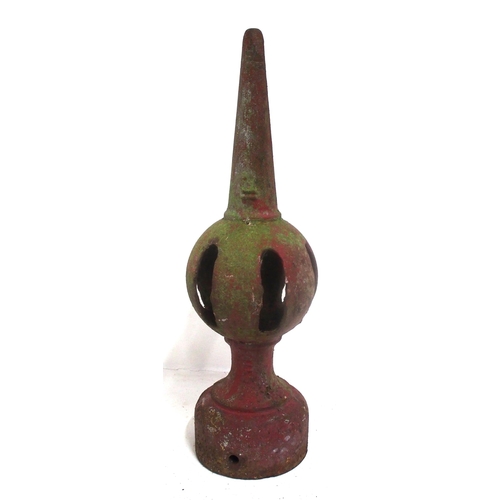 691 - Great Western Railway C/I tubular post signal finial, stands 23