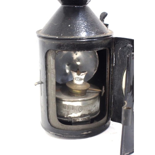 697 - North Eastern Railway 3 aspect handlamp with correct reservoir, good condition. (Dispatch by Mailbox... 