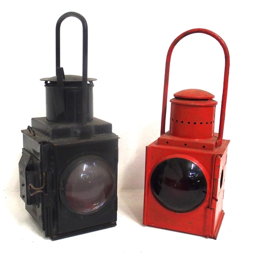 825 - British Railways (Western) Brake Van side lamp complete & with both slot in shades, BR(M) tail lamp ... 