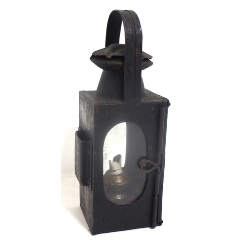 836 - Southern Railway gauge glass Lamp (1470), complete & good condition. (Dispatch by Mailboxes/Collect ... 