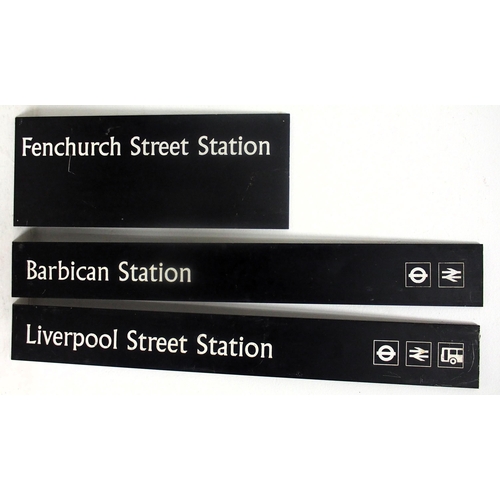 896 - London directions signs, 