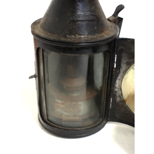 901 - North Eastern Railway 3 aspect handlamp complete with correct NER stamped reservoir good condition, ... 