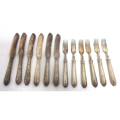 970 - Great Eastern Railway plated cutlery - set of matching six knives & forks, good straight condition. ... 