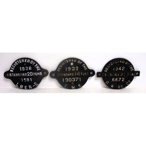 978 - Great Western Railway, LMS & LNER C/I wagon registration plates - GWR 1942 21T 6672, LMS 1932 14T 13... 