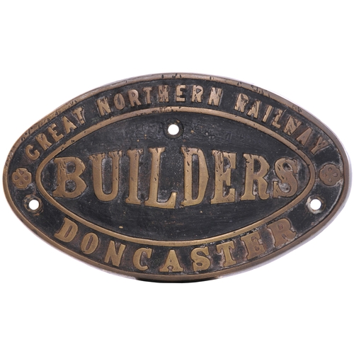 426 - A carriage plate, GREAT NORTHERN RAILWAY BUILDERS, DONCASTER. Cast brass (as opposed to the usual ca... 