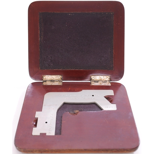 1028 - G&SWR rail sample, in presentation case, 1907 (one section), NE Steel Co, overall 7