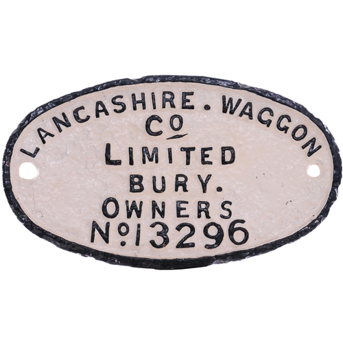 1140 - Wagonplate, LANCASHIRE WAGGON Co LIMITED, BURY, OWNERS No 13296, cast iron, 12¼