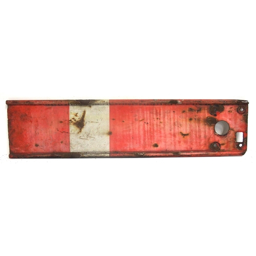 254 - GWR wooden distant blade & early GWR corrugated edge home blade, both ex service condition. (2) (Dis... 