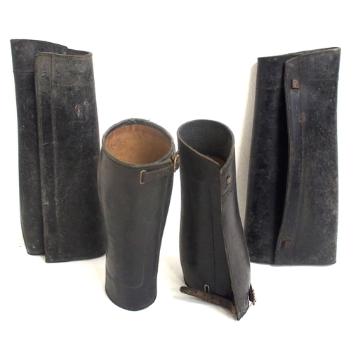 379 - Great Western Railway leather gaiters, LNER same, all in good condition.(4)