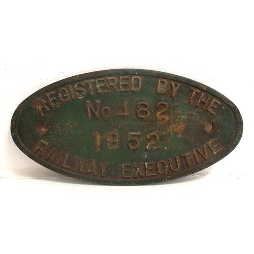 438 - Railway Executive C/I locomotive registration plate No 482 of 1952, ex service condition. (A2) (Disp... 