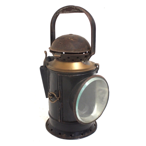 443 - GWR 3 aspect handlamp with GWR wick assembly & GWR stamped case, lamp is complete & in original cond... 