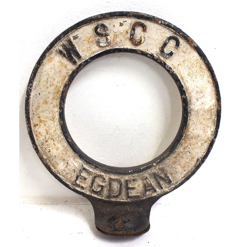 454 - Cast iron road direction post cap 